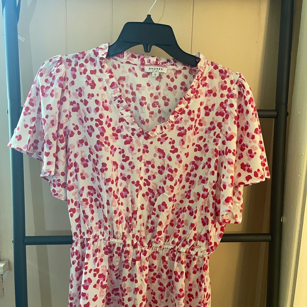Summer pink, purple and red print top.